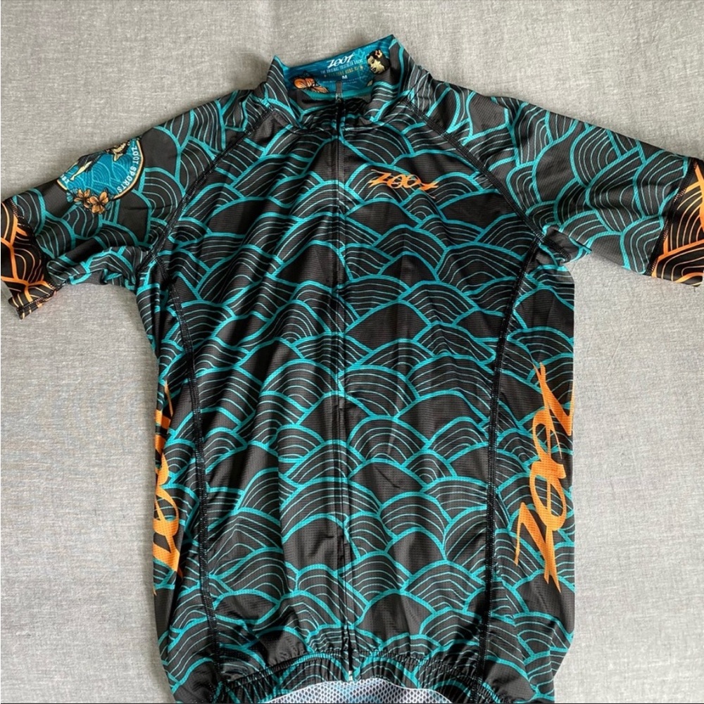 Zoot two piece triathlon suit, medium